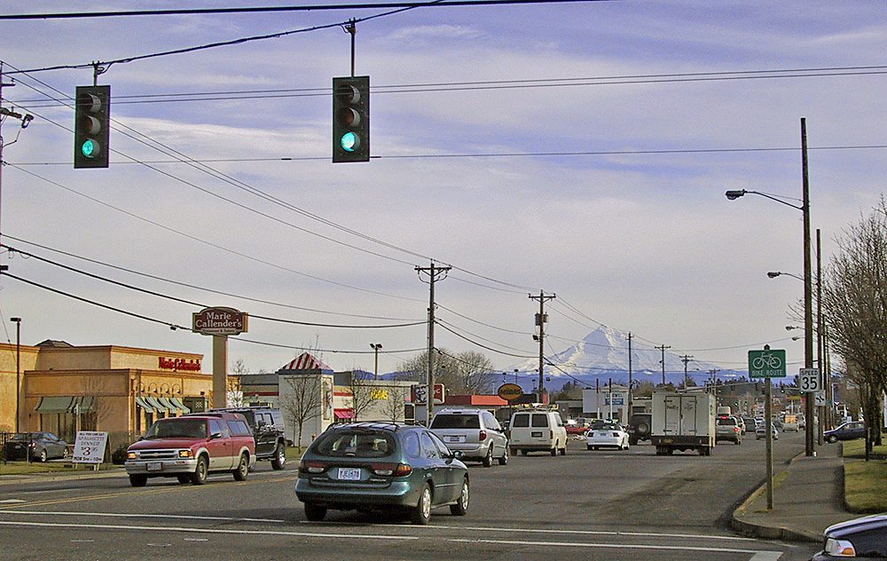 Skyline and aerial view of Gresham, OR - LD Movers moving service area
