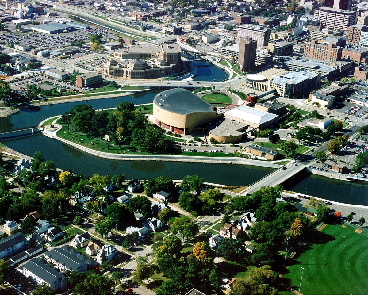 Skyline and aerial view of Rochester, MN - LD Movers moving service area