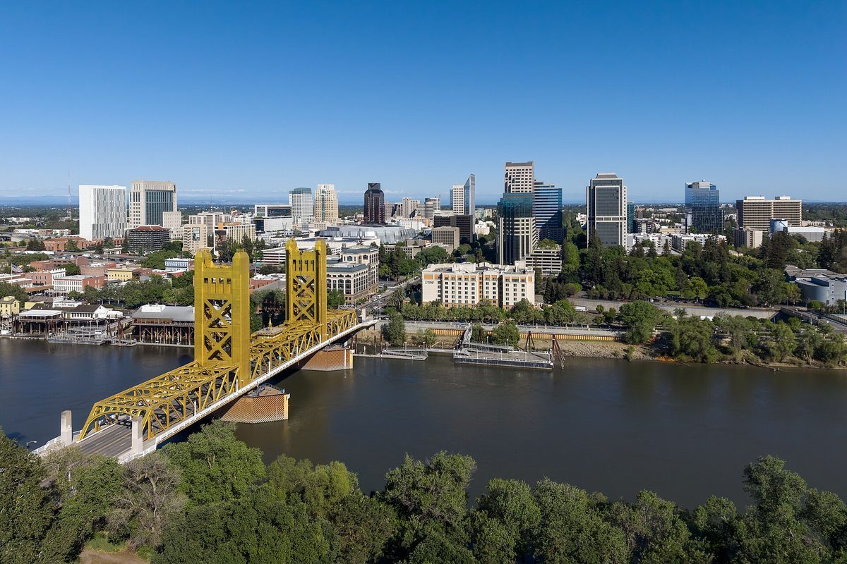 Skyline and aerial view of Sacramento, CA - LD Movers moving service area
