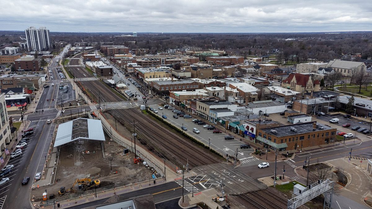 Skyline and aerial view of Wheaton, IL - LD Movers moving service area