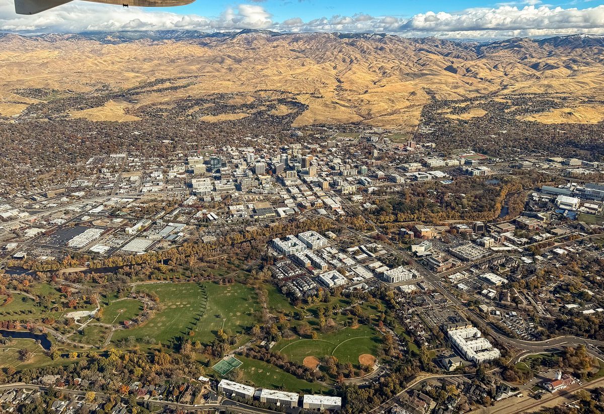 Scenic skyline and landscape view of Idaho - LD Movers moving service area